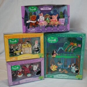 Furryville Toy family lot